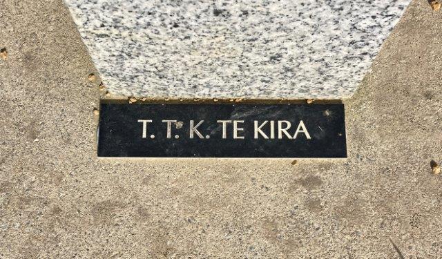 19578